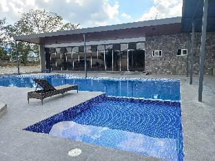 Olle Hotel Mabalacat Екстер'єр фото