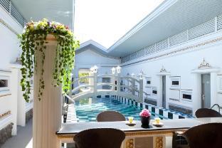 Olle Hotel Mabalacat Екстер'єр фото